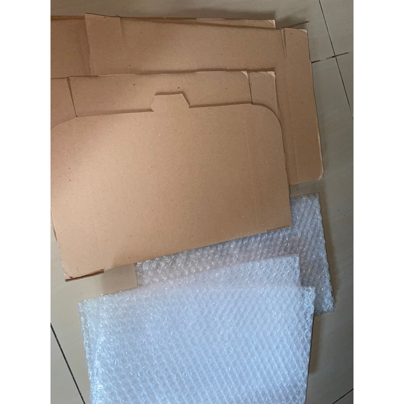 

tambahan packing bubble + dus
