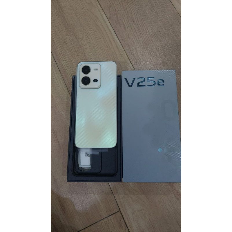 VIVO V25E 8/128 GB SECOND