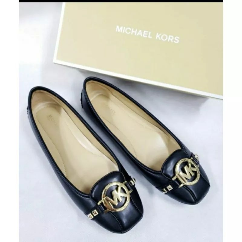 Sepatu MK Fulton Black Size 6