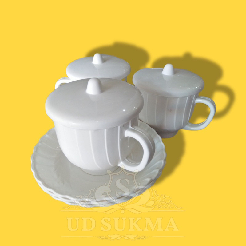 Cangkir lepek tutup plastik tebal ivory putih lucky star￼