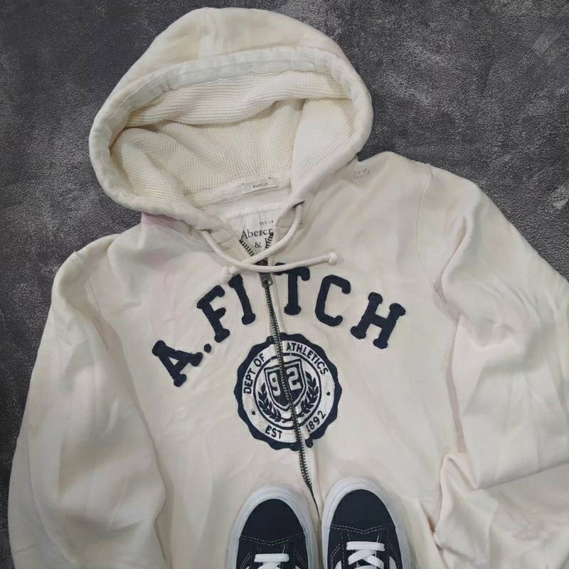 ZH. ABERCROMBIE