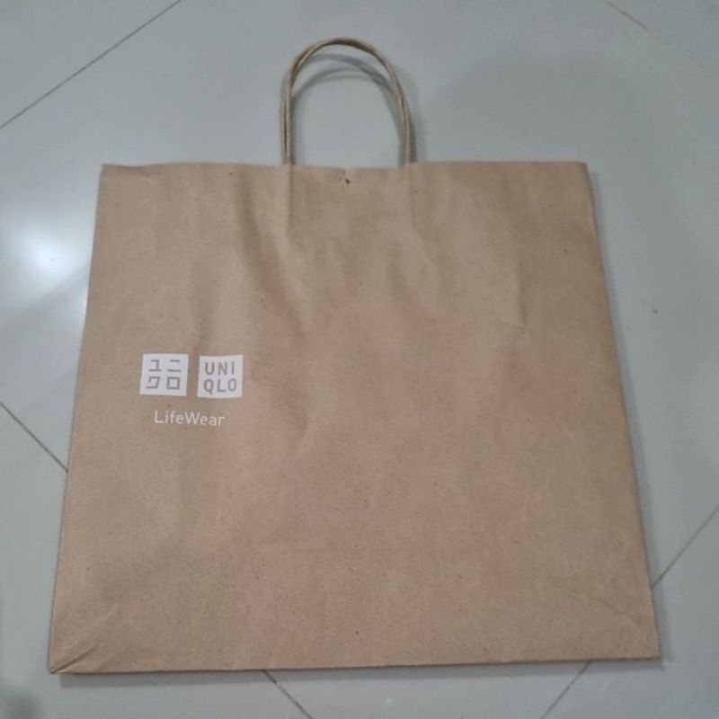 

paperbag uniqlo original ukuran besar