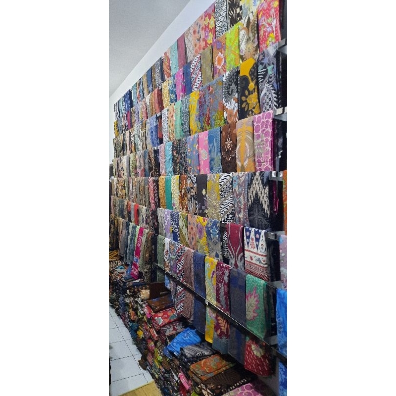 KAIN BATIK PREMIUM (1 KAIN FREE 1 BOX)