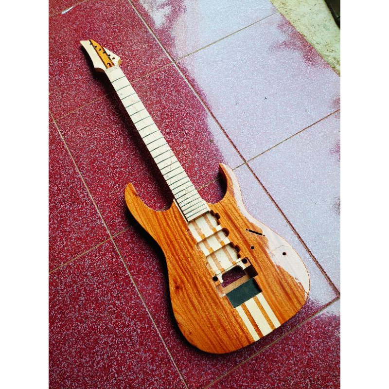 Body Neck Ibanez RG