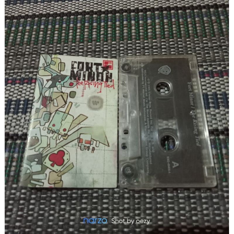 Kaset pita Fort Minor - the rising tied