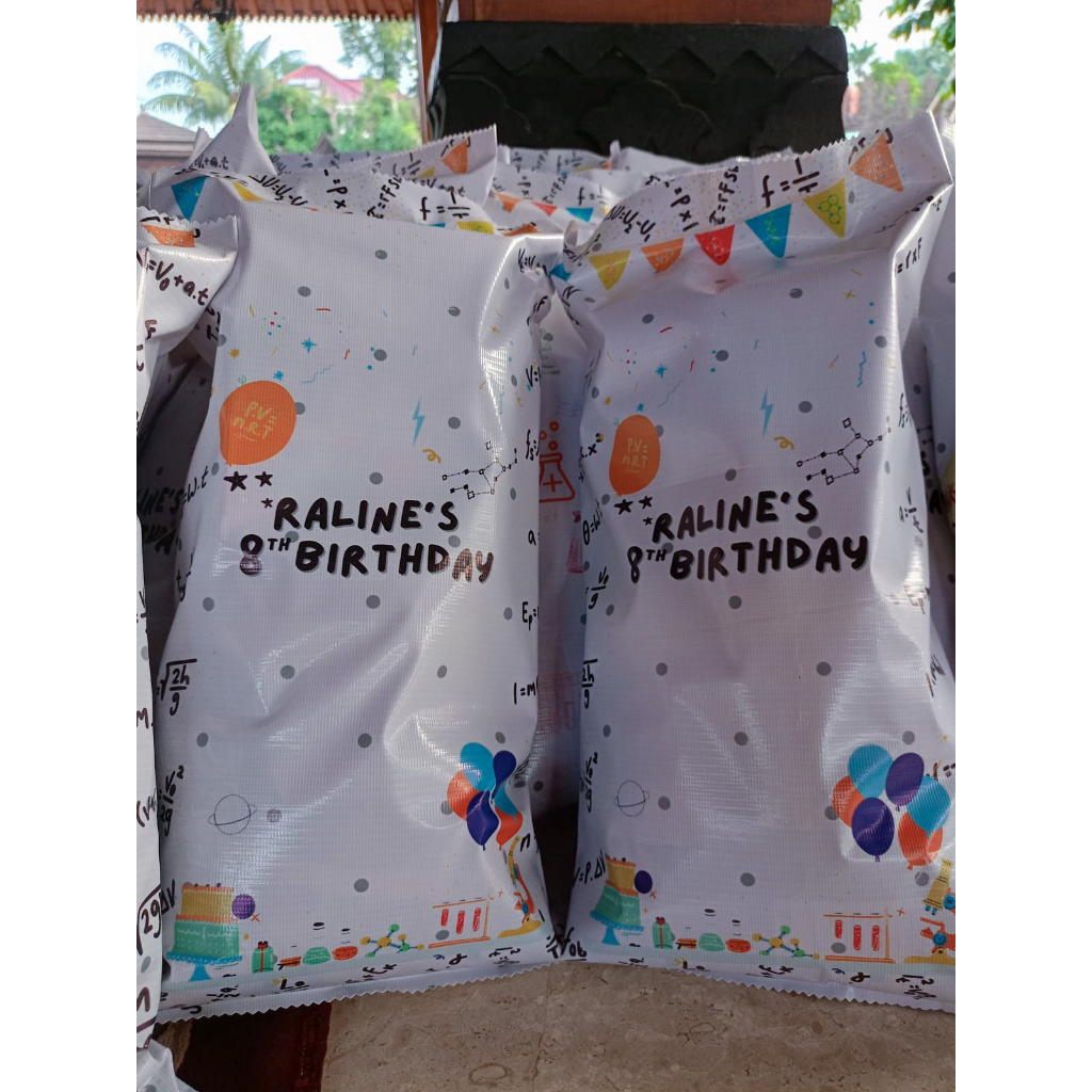 

Scientist Pouch Snack Birthday / Kantong Souvenir Ulang Tahun Model Tinggi