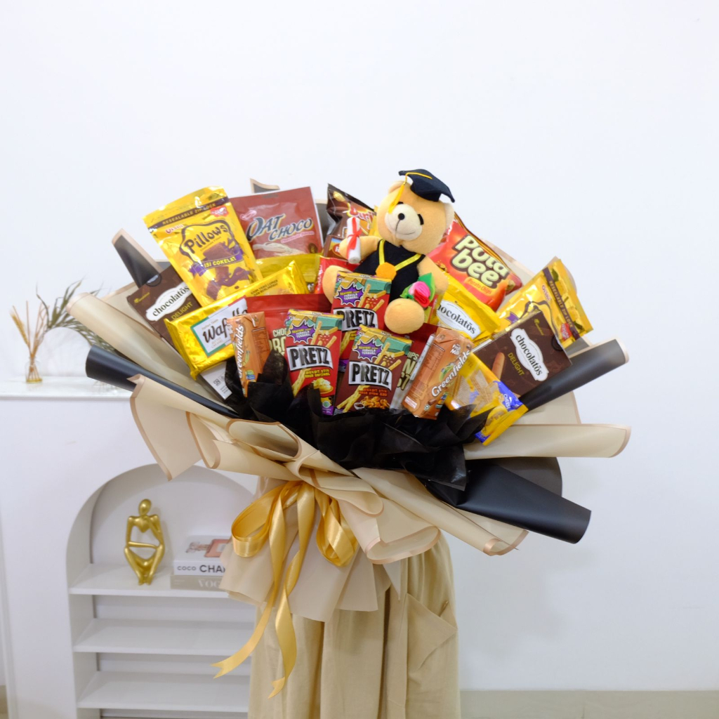 

BJ - Big Large Bouquet Snack Premium Wisuda Graduation / Buket Kado Kelulusan