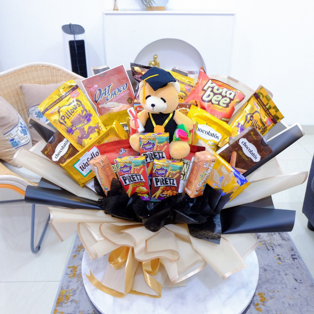 

JT - Big Large Bouquet Snack Premium Wisuda Graduation / Buket Kado Kelulusan