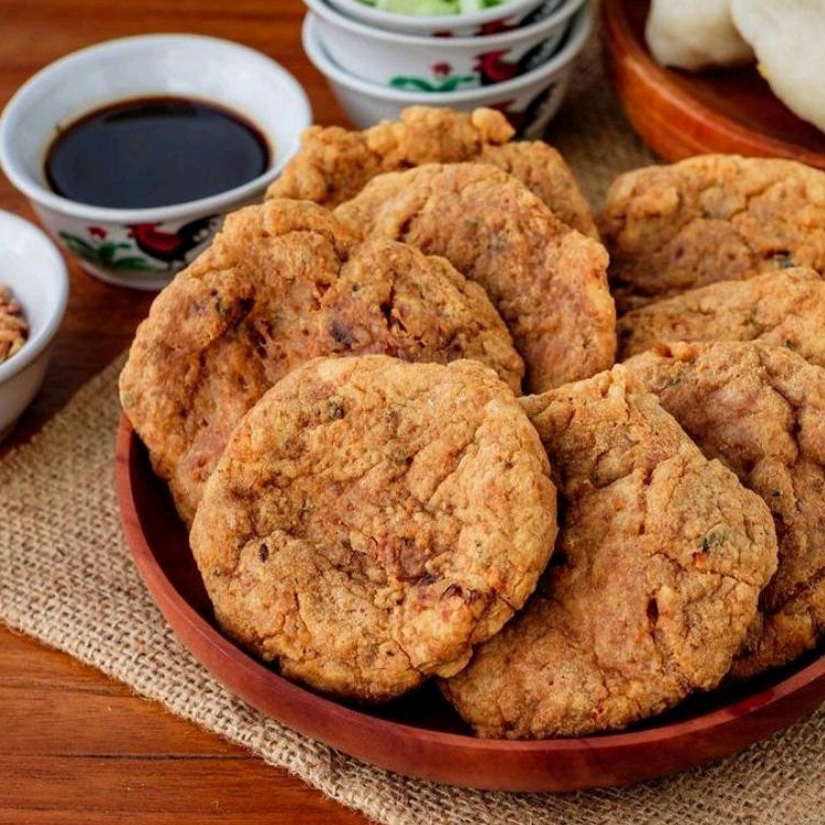 

PEMPEK KULIT/PEMPEK IKAN ASLI PALEMBANG FREE CUKA