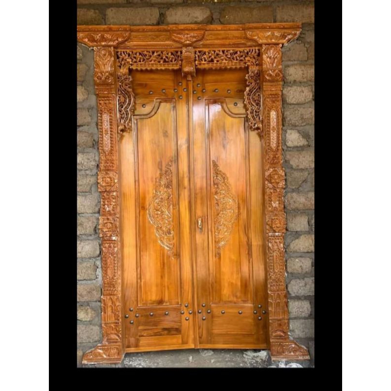 pintu minimalisan jepara ukir/gebyiok ukir jepara