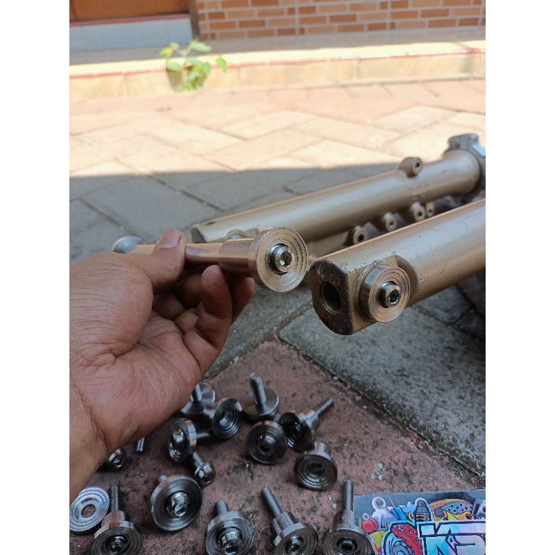 AS RODA DEPAN STAINLESS (MUR TEPES NEW) PNP SHOK DEPAN NINJA RR R RR/AS RODA SEPAN SHOK NINJA