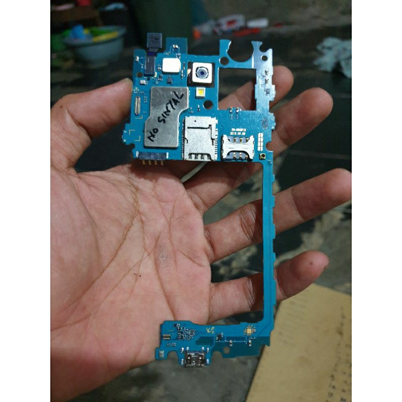mesin samsung j2 core ram 1/8 minus