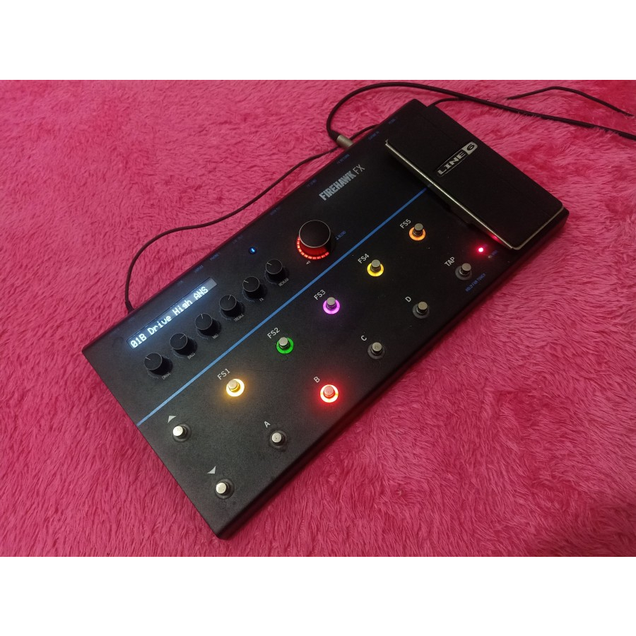 Efek Gitar Firehawk FX Guitar Multi Effect Line 6
