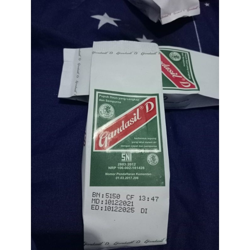 gandasil D 500grm pupuk daun dan tanaman hias.