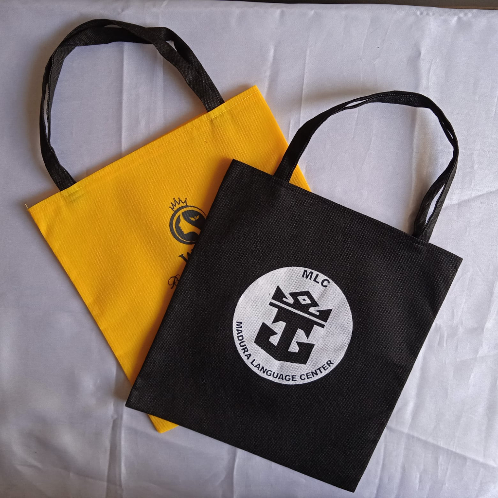 

INDI ADV | GoodyBag TEBAL Promosi / Sablon Logo Toko Gratis Sablon ukuran 25x26 cm TEBAL