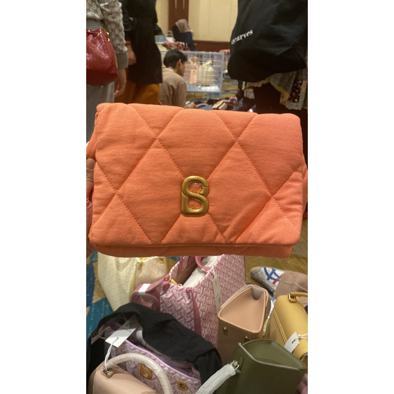 Zoey denim Bag Buttonscarves