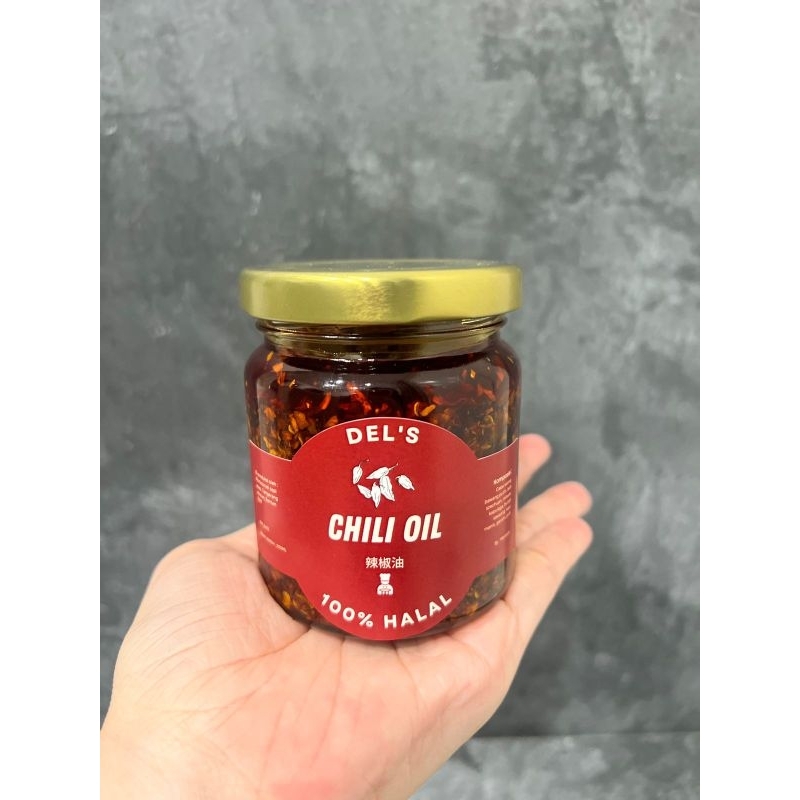 

chili oil del's sambal garlic chili oil pedas 200ml