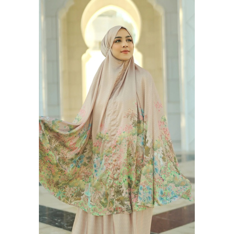 Buttonscarves Al Qasr Prayer Robe - Morocco