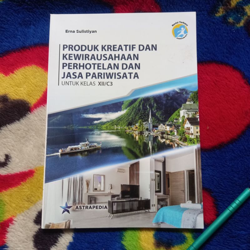 ORIGINAL BUKU PRODUK KREATIF DAN KEWIRAUSAHAAN PERHOTELAN DAN JASA PARIWISATA KELAS 12 C3 SMK