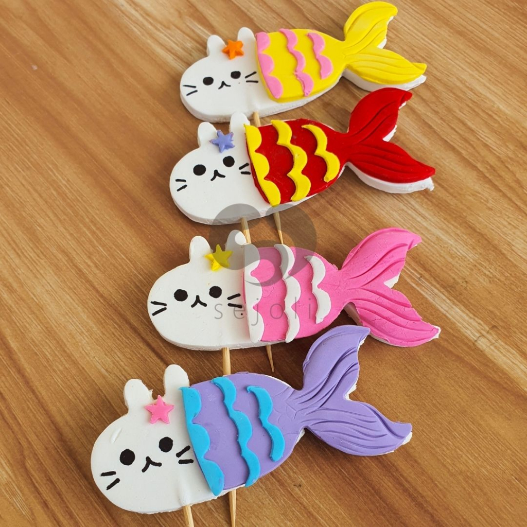 

Hiasan Kue/ Cake Topper Karakter/ Gumpaste Karakter Mermaid Kucing