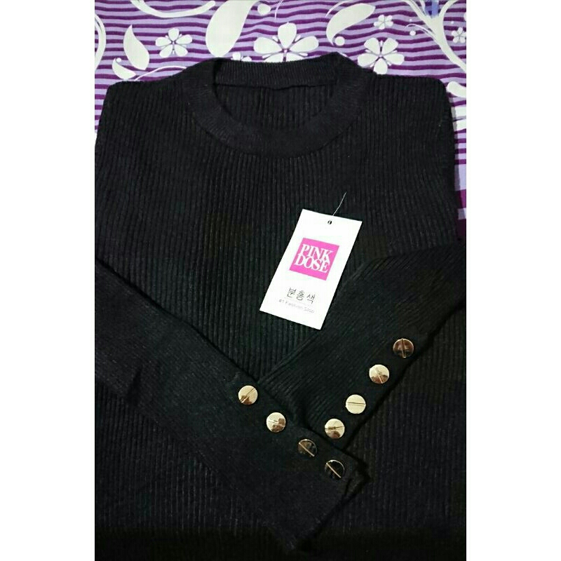 PINKDOSE INARA Black Manset Hitam Lengan Kancing Gold Round Neck