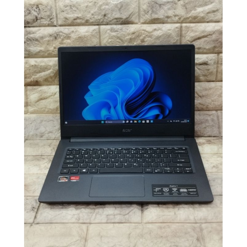 Laptop Acer aspire 3 A314-22 AMD ryzen 3 3250U RAM 4 GB SSD 256 GB