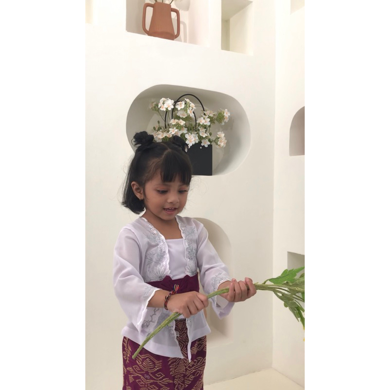 One Set Kebaya Bordir Modern Jadi untuk Anak Bayi Perempuan Kecil Bali Motif Terbaru Model Kutu Baru