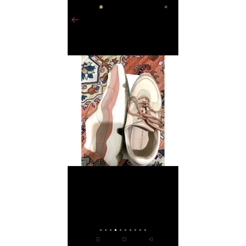 Sepatu Charles & Keith