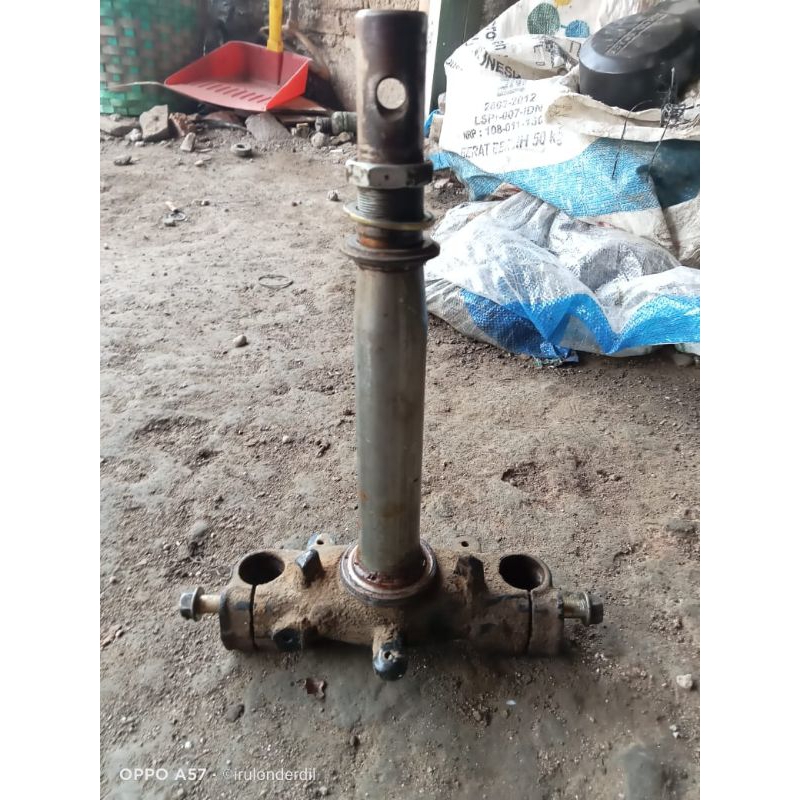 T shock,segitiga shock depan  Vario 125 original