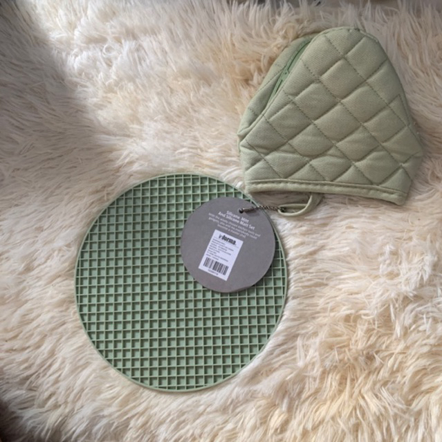 informa Set Alas Panci + Sarung Tangan Oven