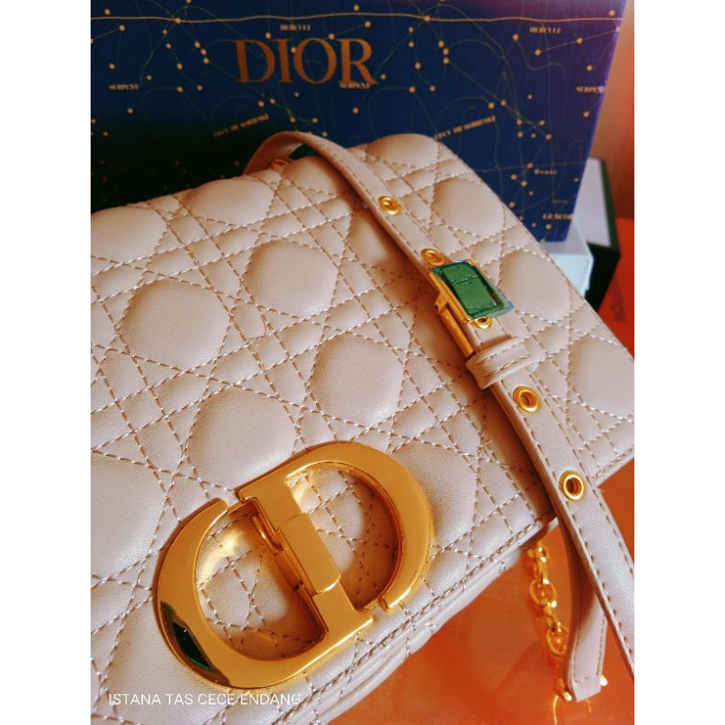 tas mirror CD ji soo-tas CD CARRO mirror