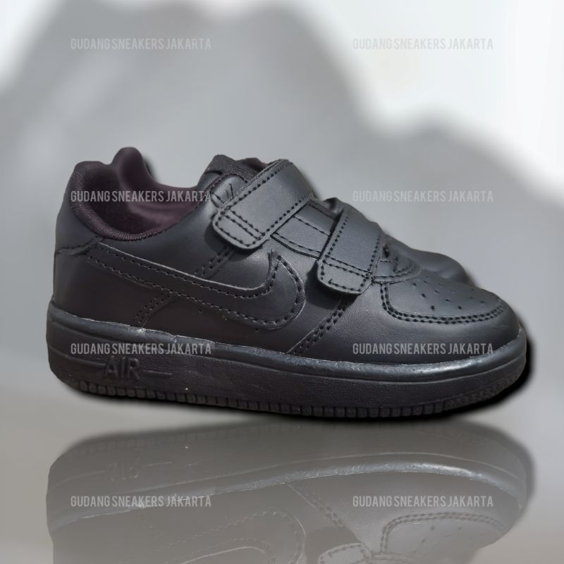 sepatu anak sneakers kids nike air force one velcro full hitam cewek cowok 21-35