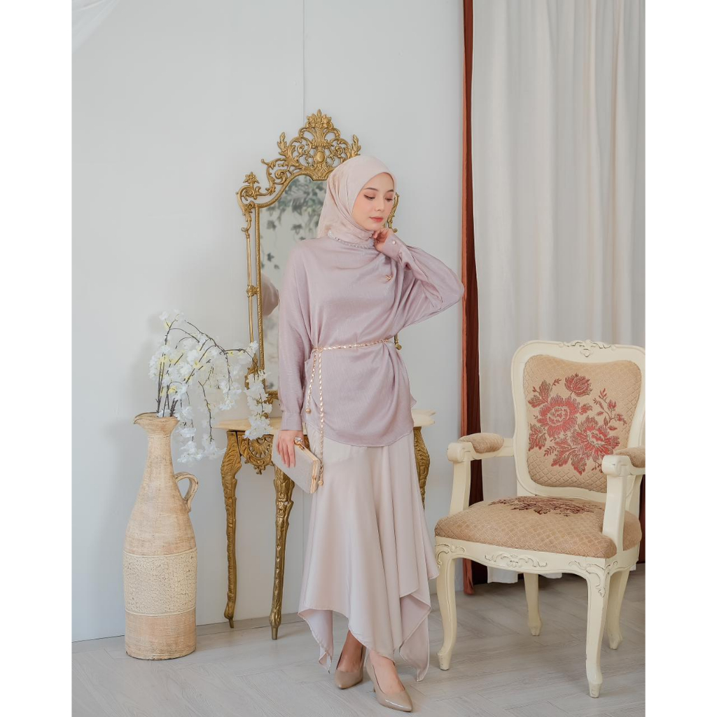 Sovia Blouse dan Sovia Skirt