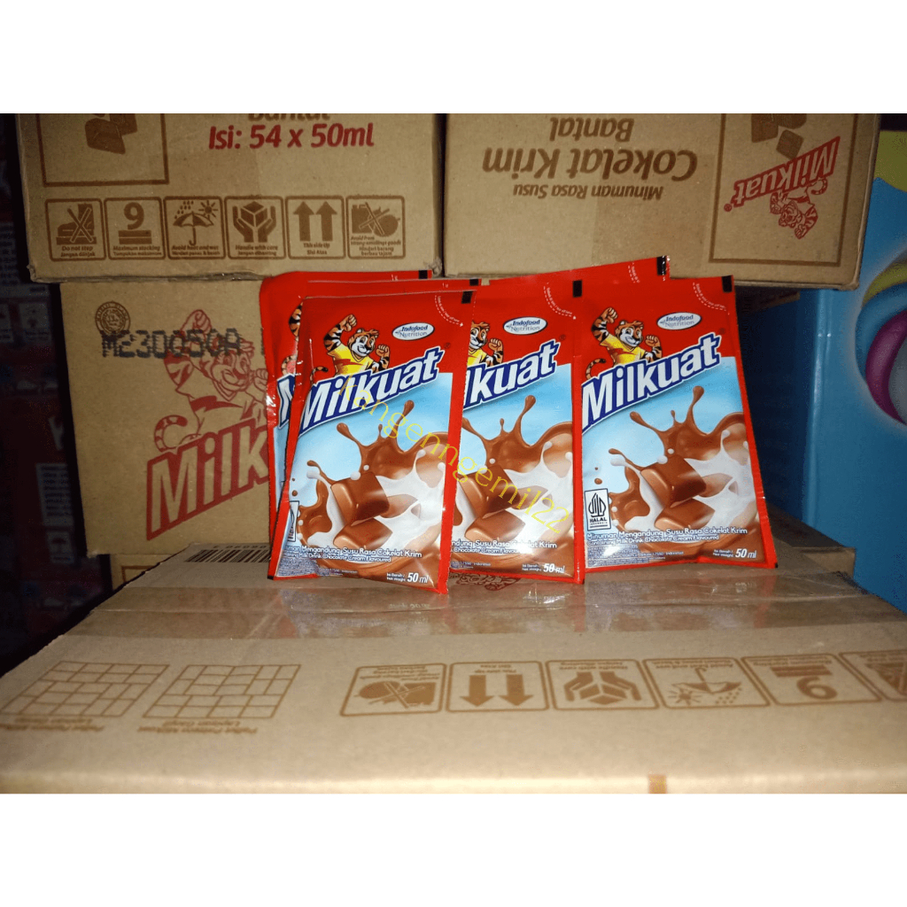 

milkuat bantal coklat / milkuat bantal stroberi / milkuat bantal 1 dus / milkuat bantal 1 karton / milkuat bantal dus