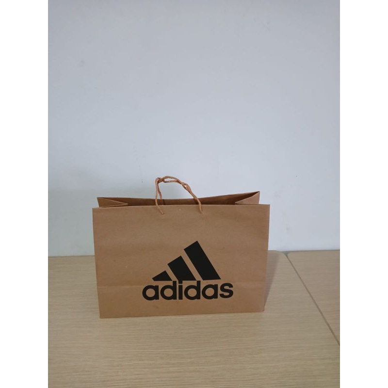 

Paperbag Sepatu Adidas termurah