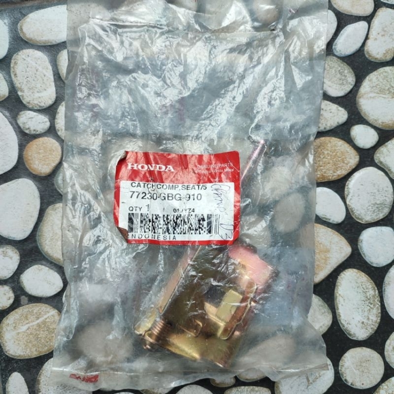 ENGSEL LAWAN KUNCI JOK ASTREA GRAND ASTREA PRIMA ORIGINAL AHM