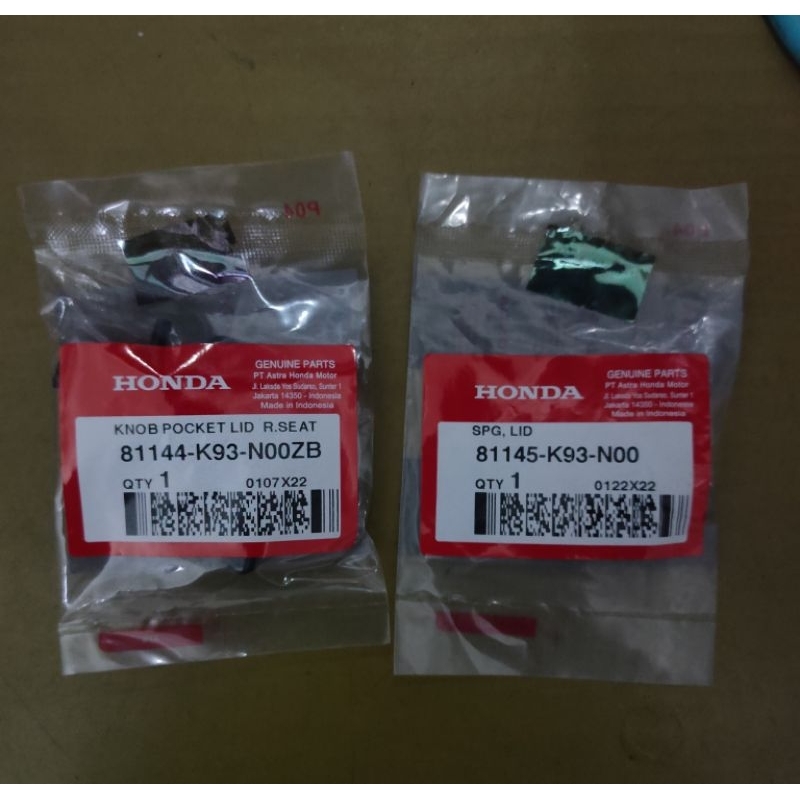 Knop Kantung Scoopy Dan Per Kantung Scoopy 2017-2020 81144K93N00ZB 81145K93N00