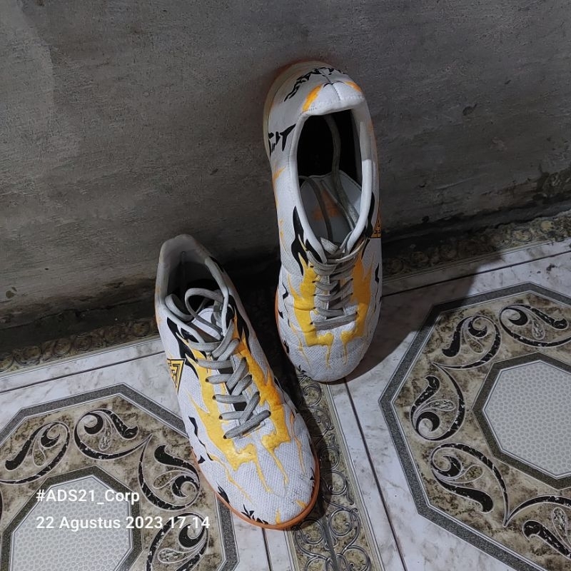Sepatu Futsal AphaId Bekas Murah