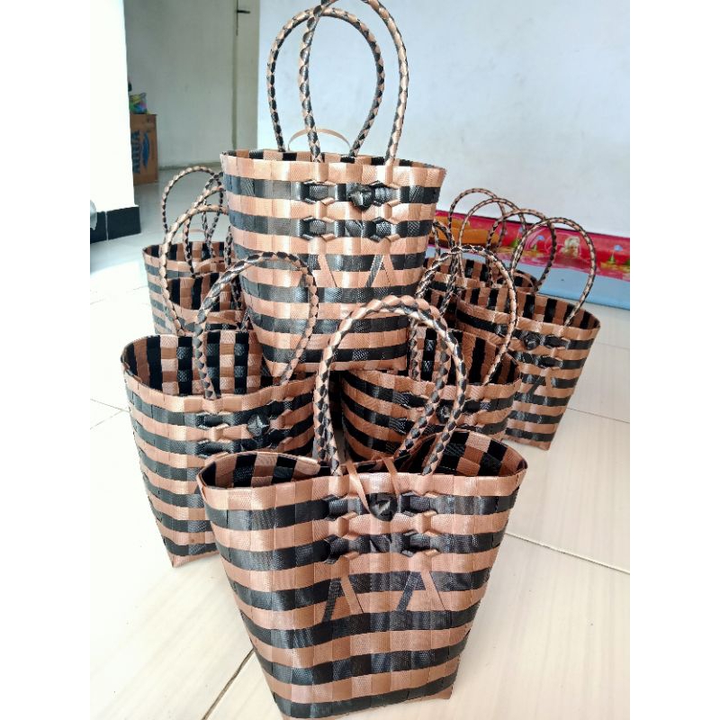 Tas Anyaman Plastik Homemade Model Kotak