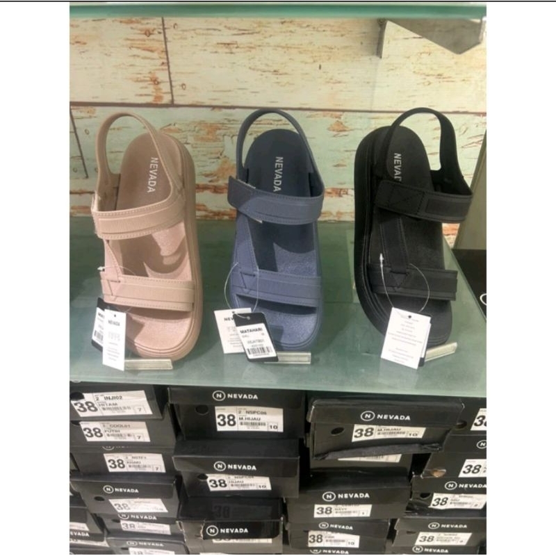 sandal gunung wanita nevada bahan karet size 36-40