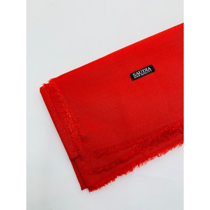 Segiempat Saudia Rawis Merah / Hijab Segiempat Merah