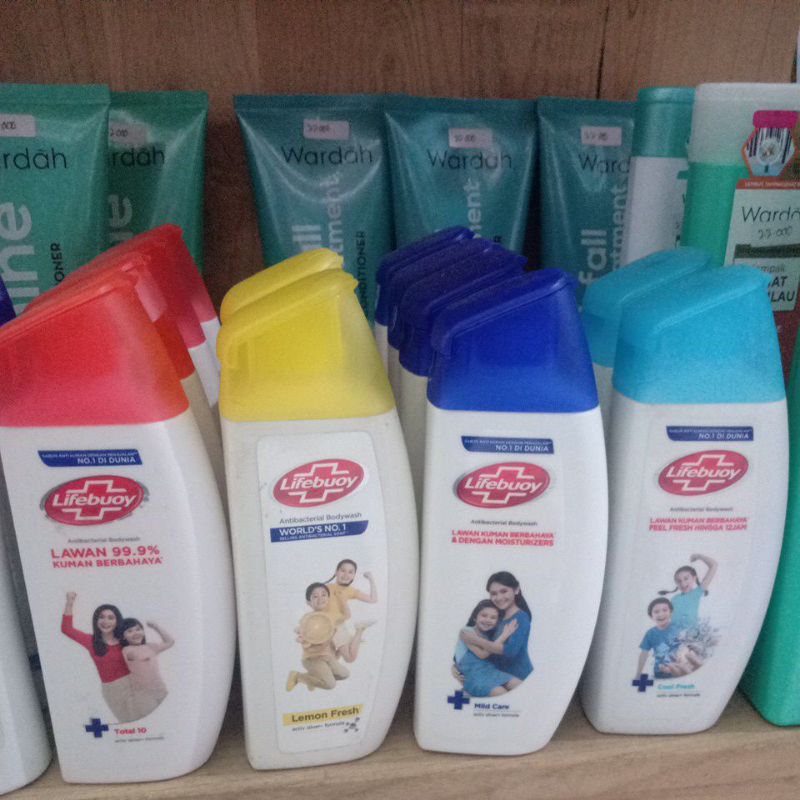lifebuoy sabun mandi cair botol 100ml