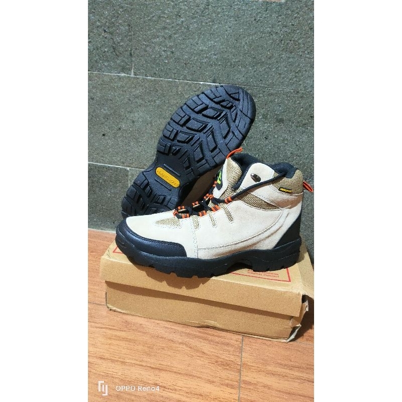 sepatu mangrovehiking/sepatu outdoor/sepatu treking