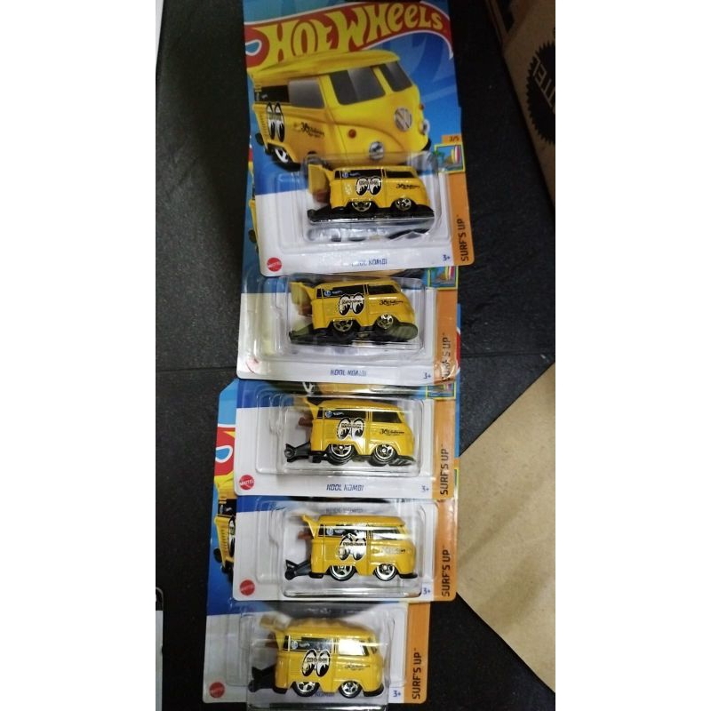 Hotwheels Kool Kombi mooneyes kuning