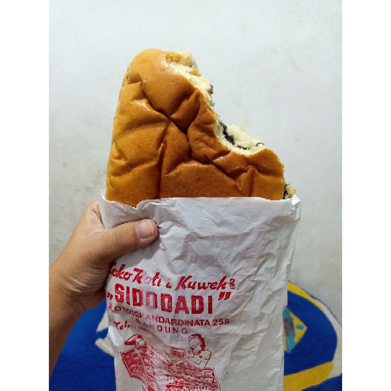 

ROTI FRANS SIDODADI