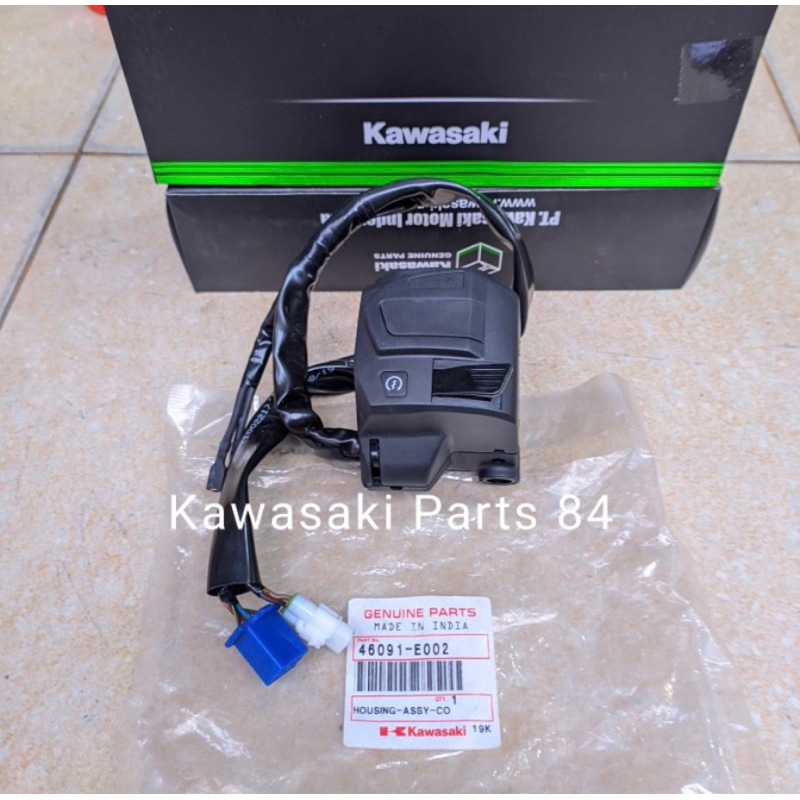 HOLDER SAKLAR KANAN PULSAR 200NS