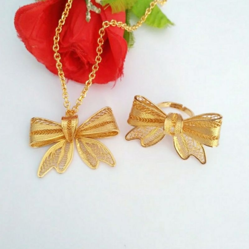 Kalung Dan Cincin Pita Kendari Lapis Emas