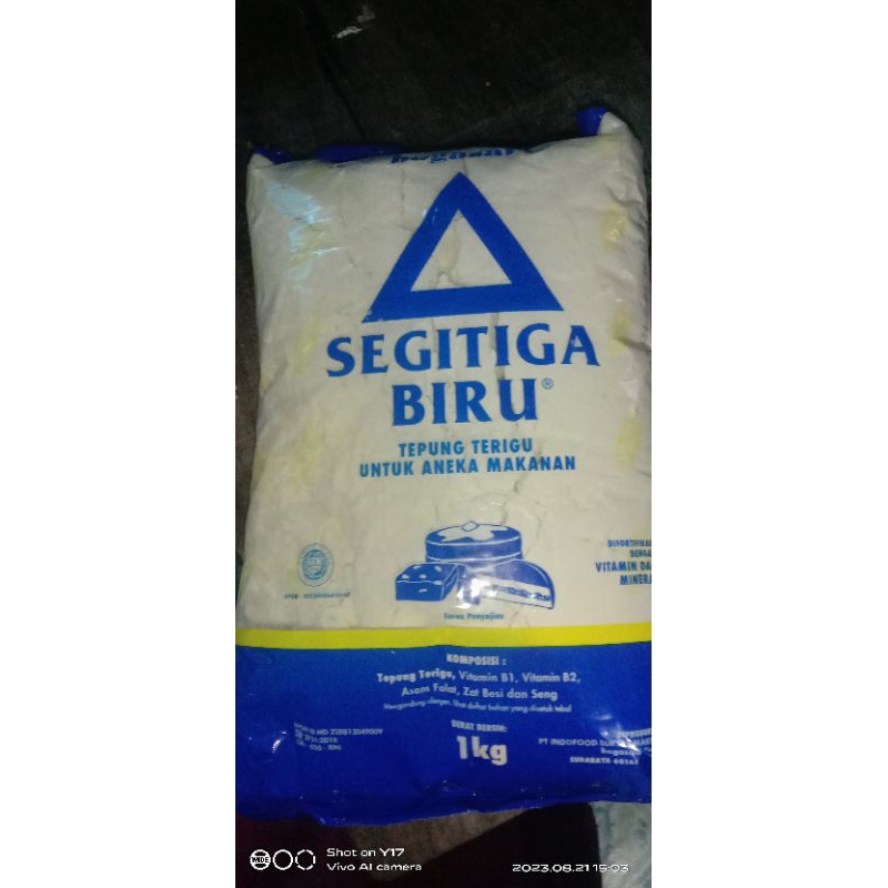 

tepung segitiga biru