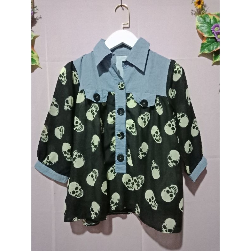Prelove Kemeja Motif Tengkorak Ld 90