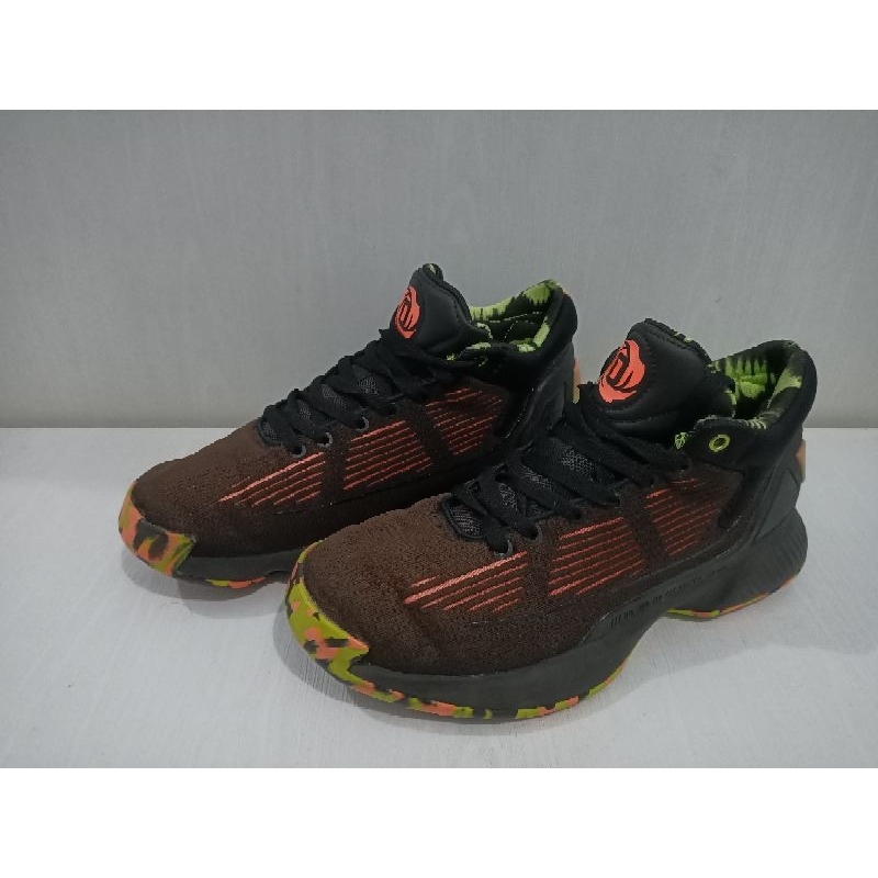Sepatu Basket Adidas D Rose 10